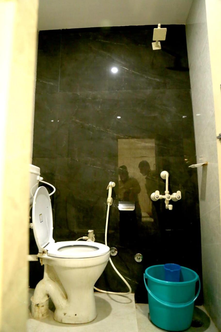 Pyrenees Homestay Agra  Exterior foto