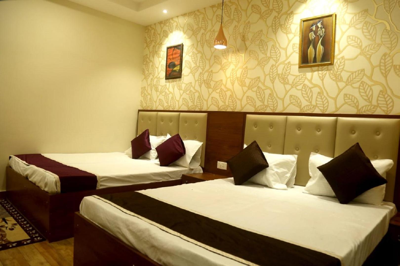 Pyrenees Homestay Agra  Exterior foto