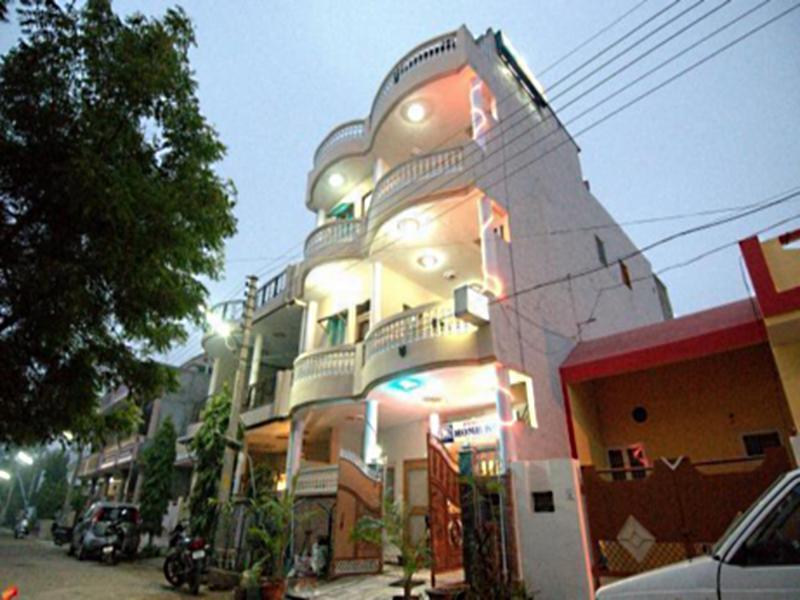 Pyrenees Homestay Agra  Exterior foto